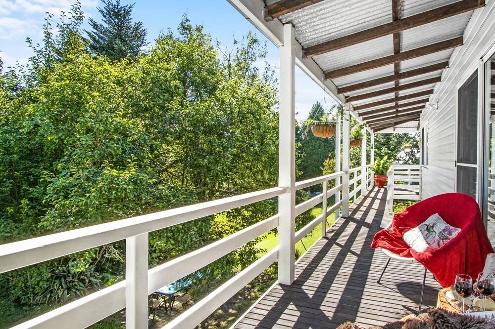 Photo of Patio Balcony in Mountain Lagoon