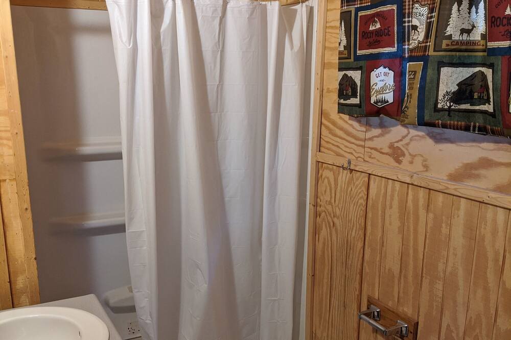 Photo of Bathroom in Hico