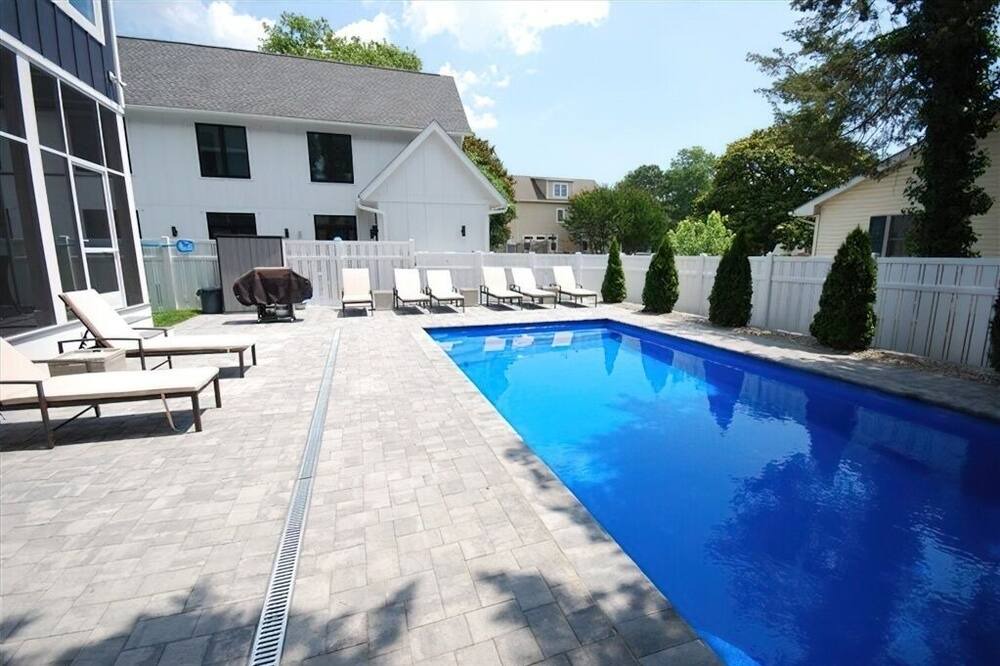 Photo of Outdoor in Dodds Addition