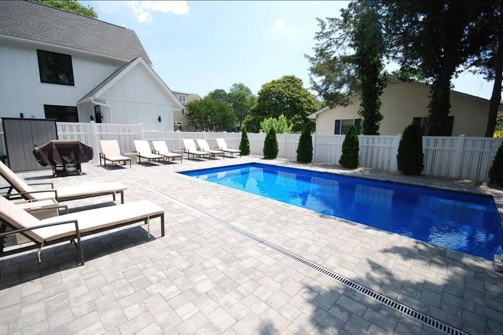 Photo of Outdoor in Dodds Addition