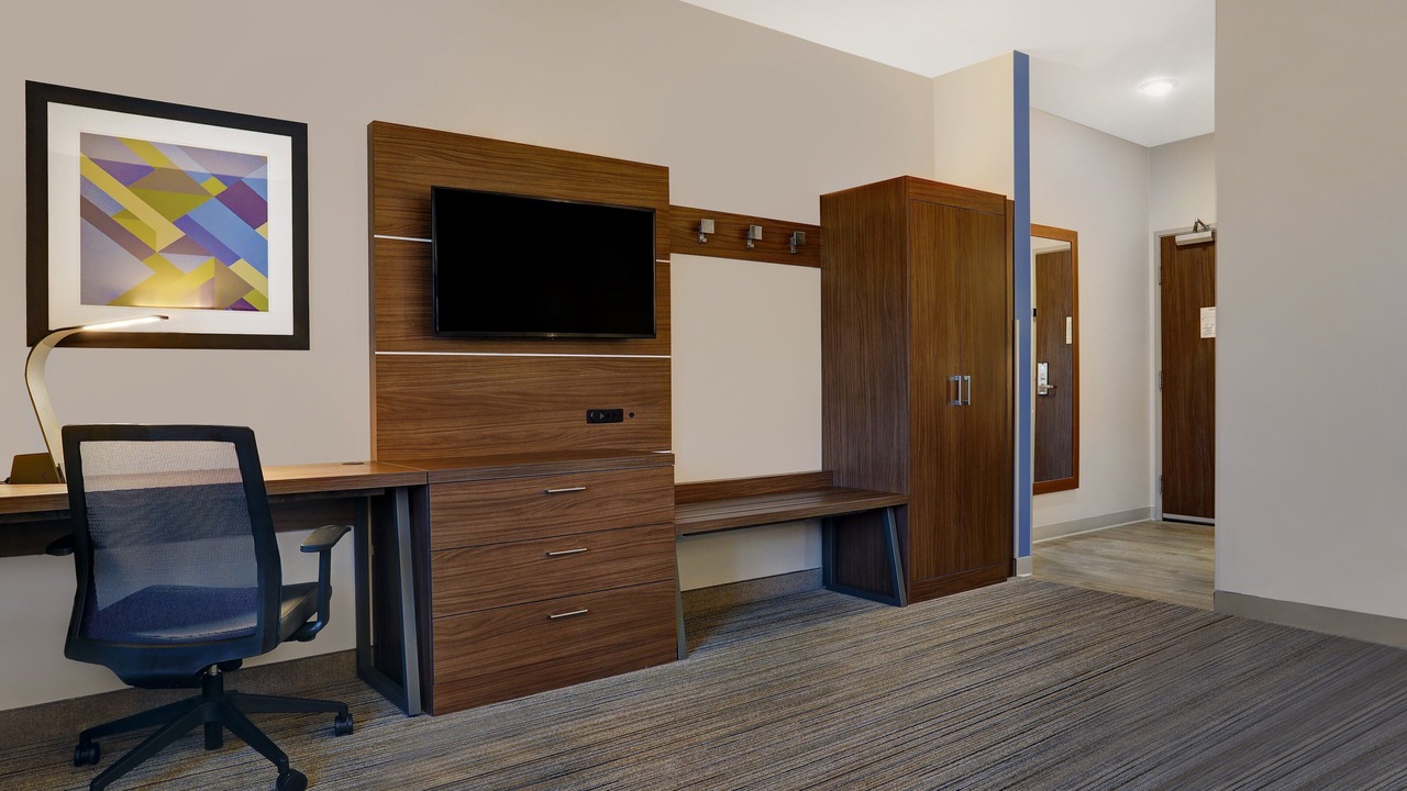 Photo of Bedroom in Lenexa