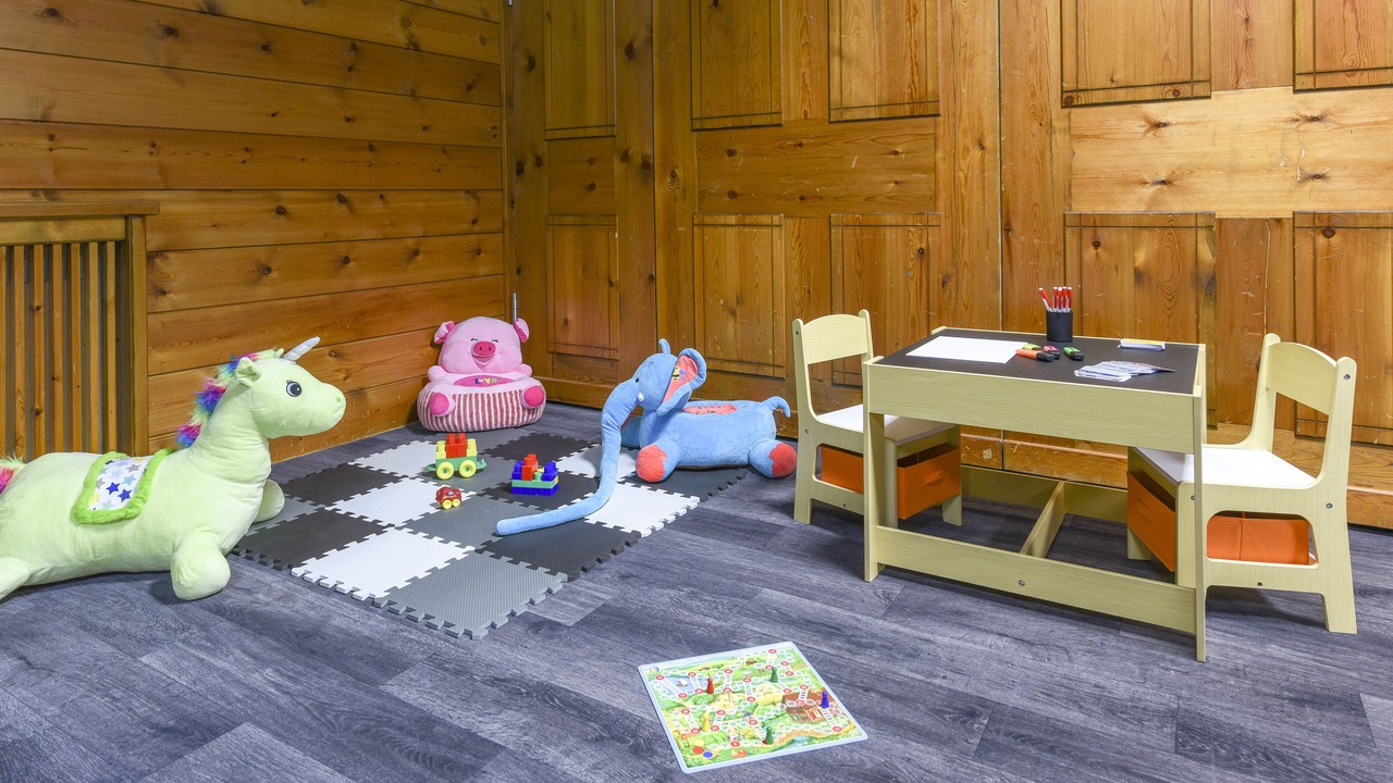 Photo of Bedroom in Meribel Centre