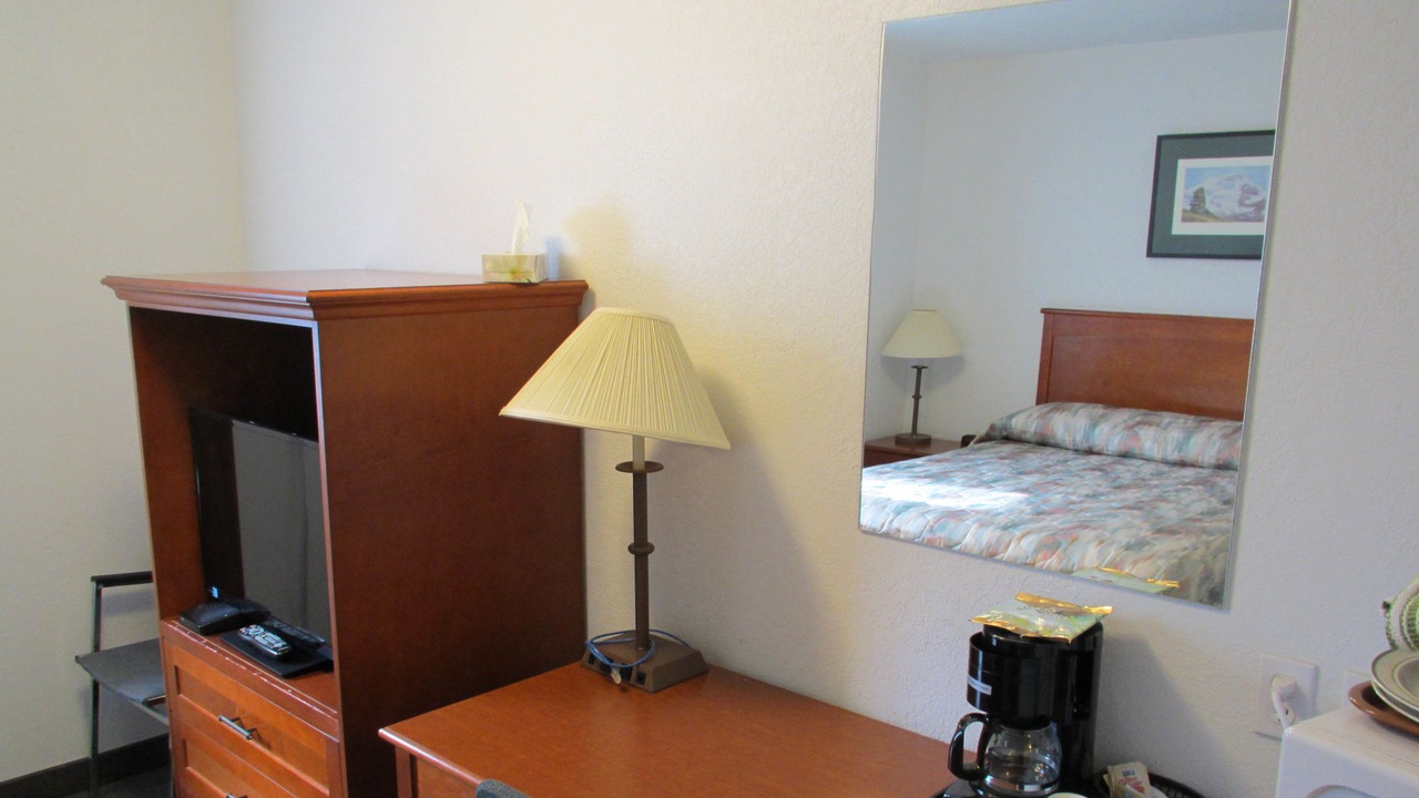 Photo of Livingroom in Claresholm