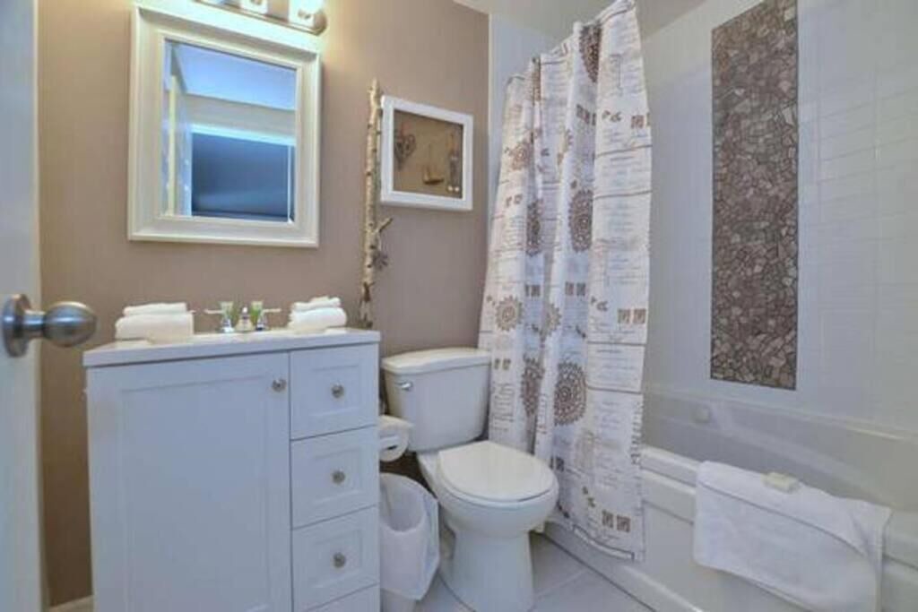 Photo of Bathroom in Craigleith