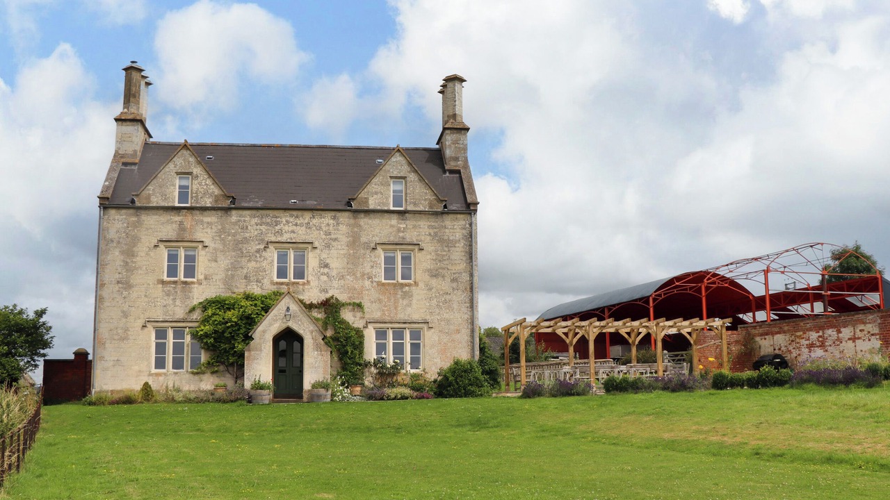 Photo of Outdoor in Stroud