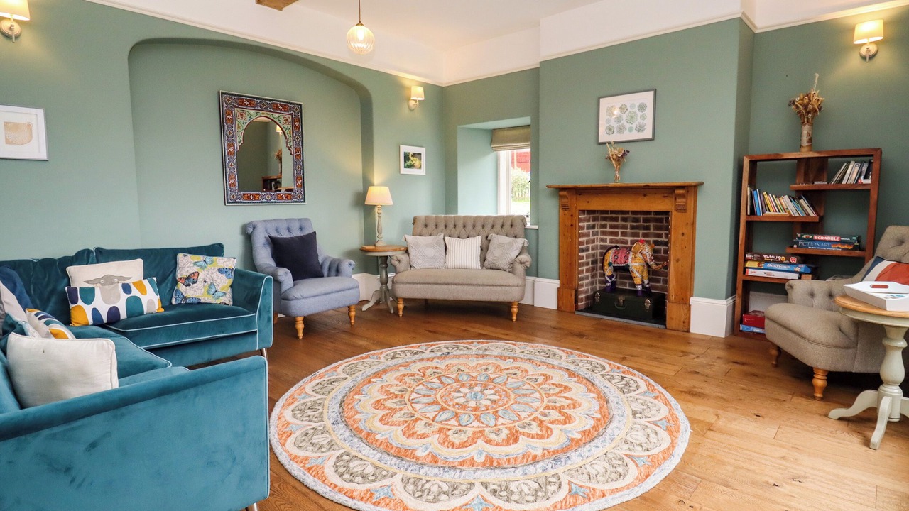 Photo of Livingroom in Stroud