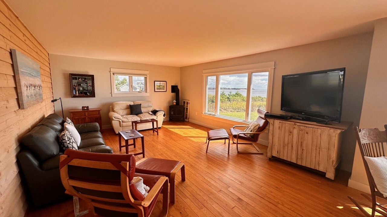 Photo of Livingroom in Cape Traverse