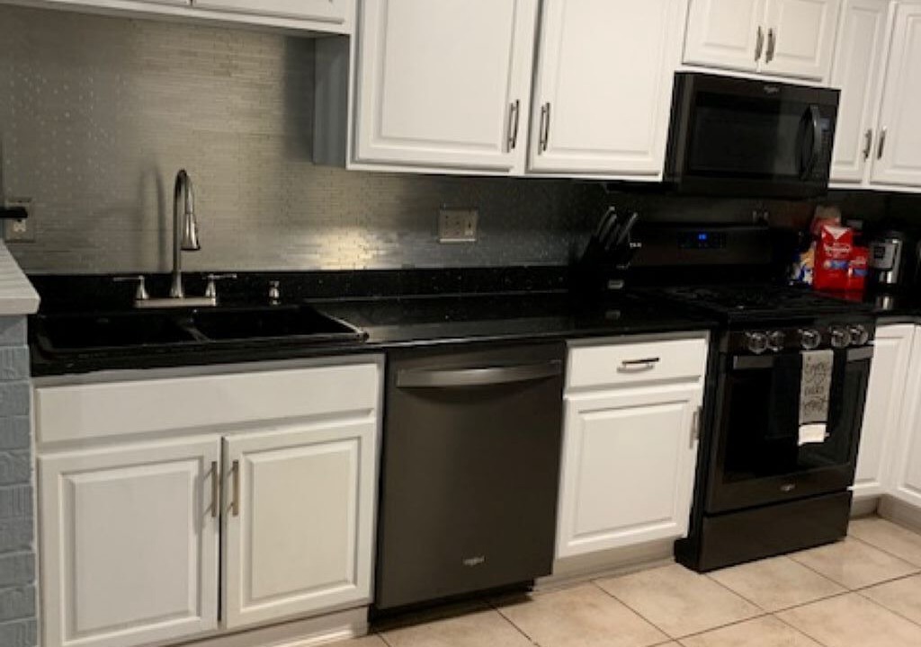 Photo of Kitchen in Read Boulevard East