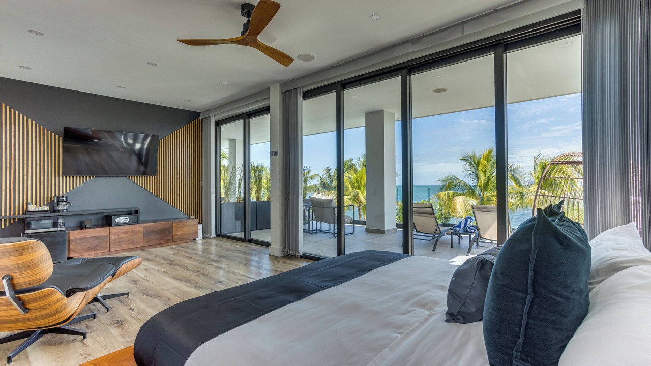 Photo of Bedroom in Surfside