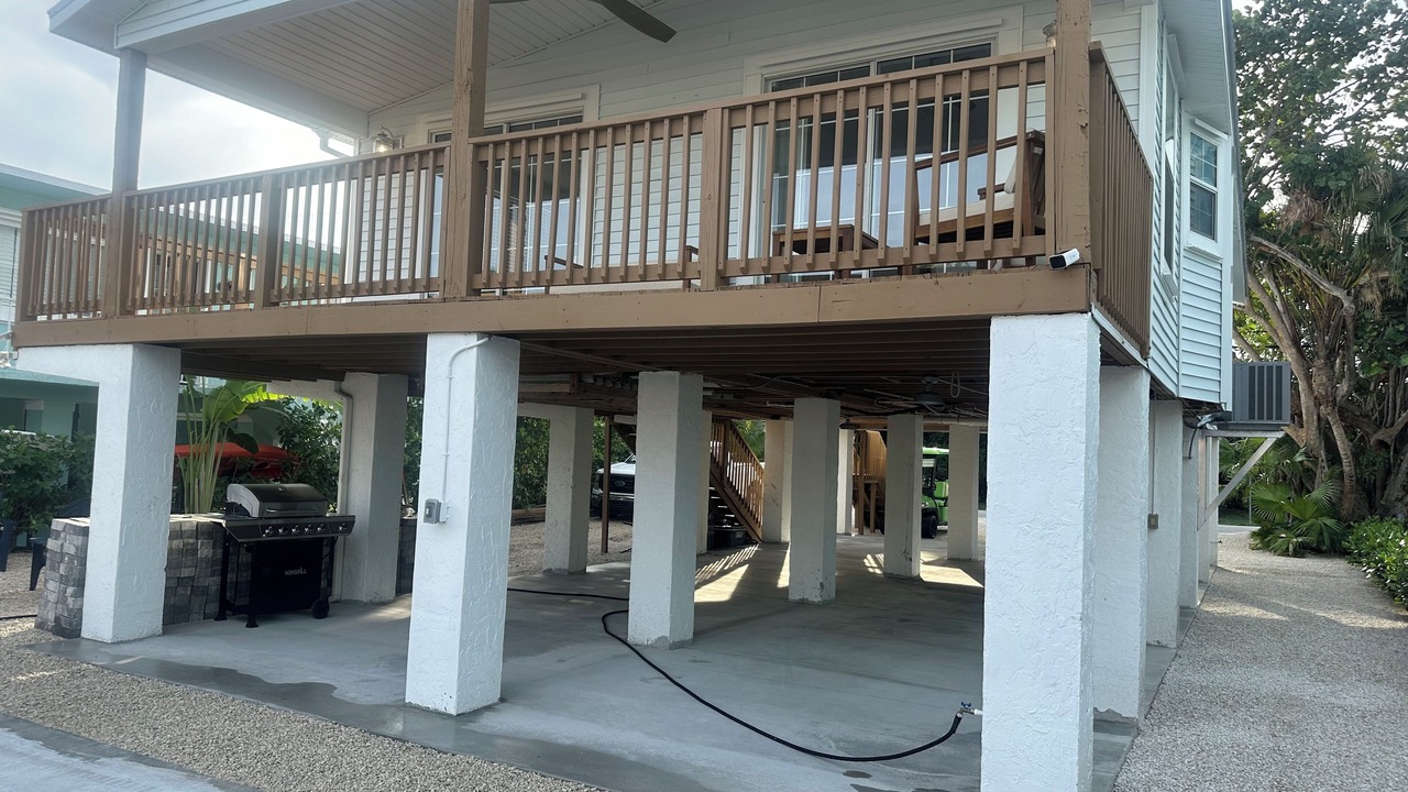 Photo of Patio Balcony in Long Key