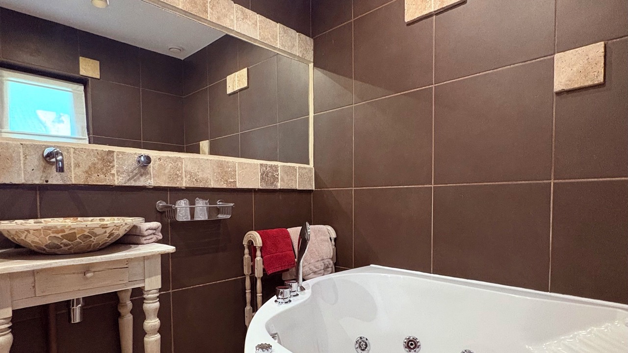 Photo of Bathroom in Bohon