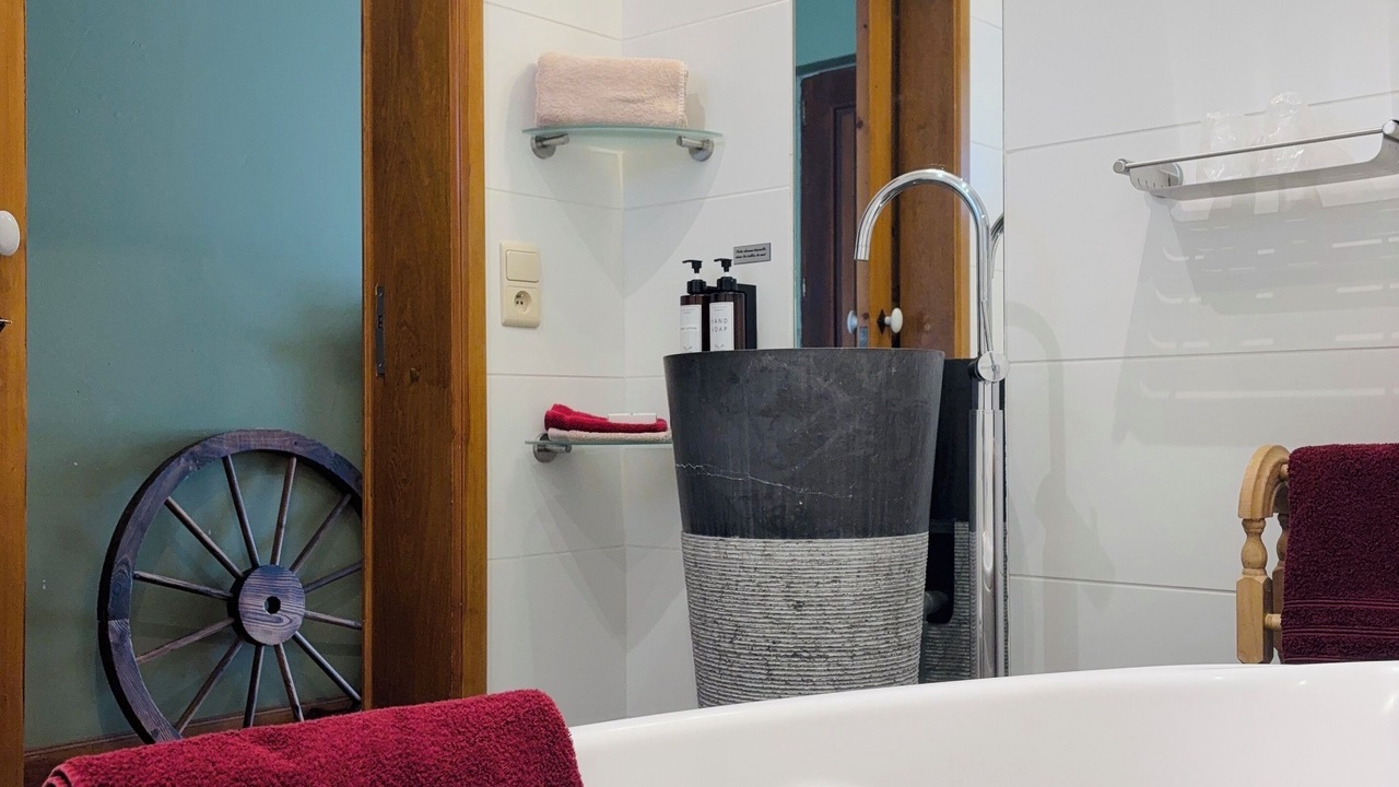 Photo of Bathroom in Bohon