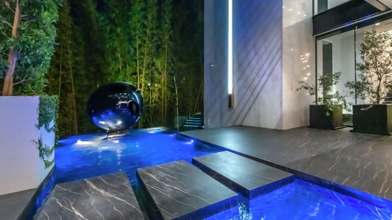 Photo of Outdoor in West Hollywood