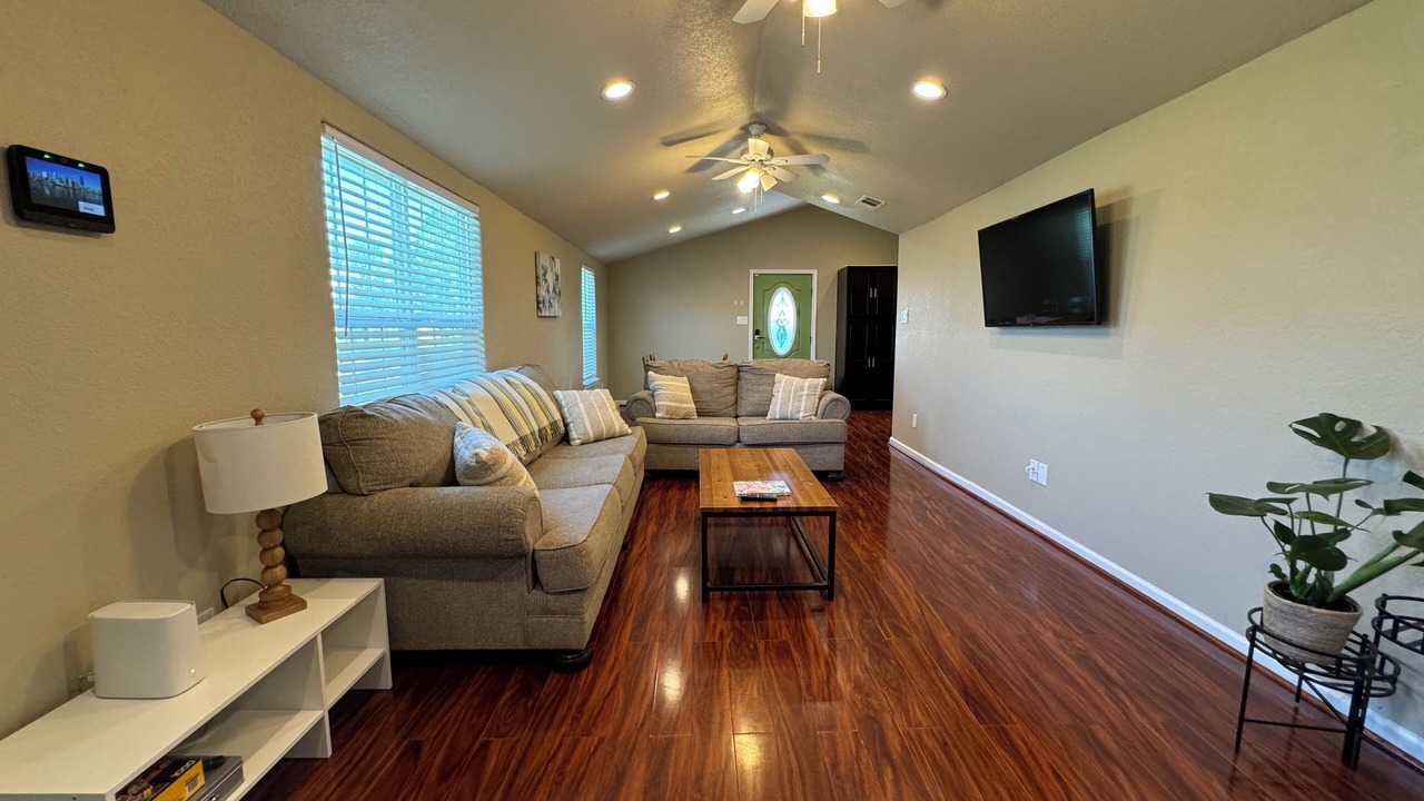 Photo of Livingroom in La Porte