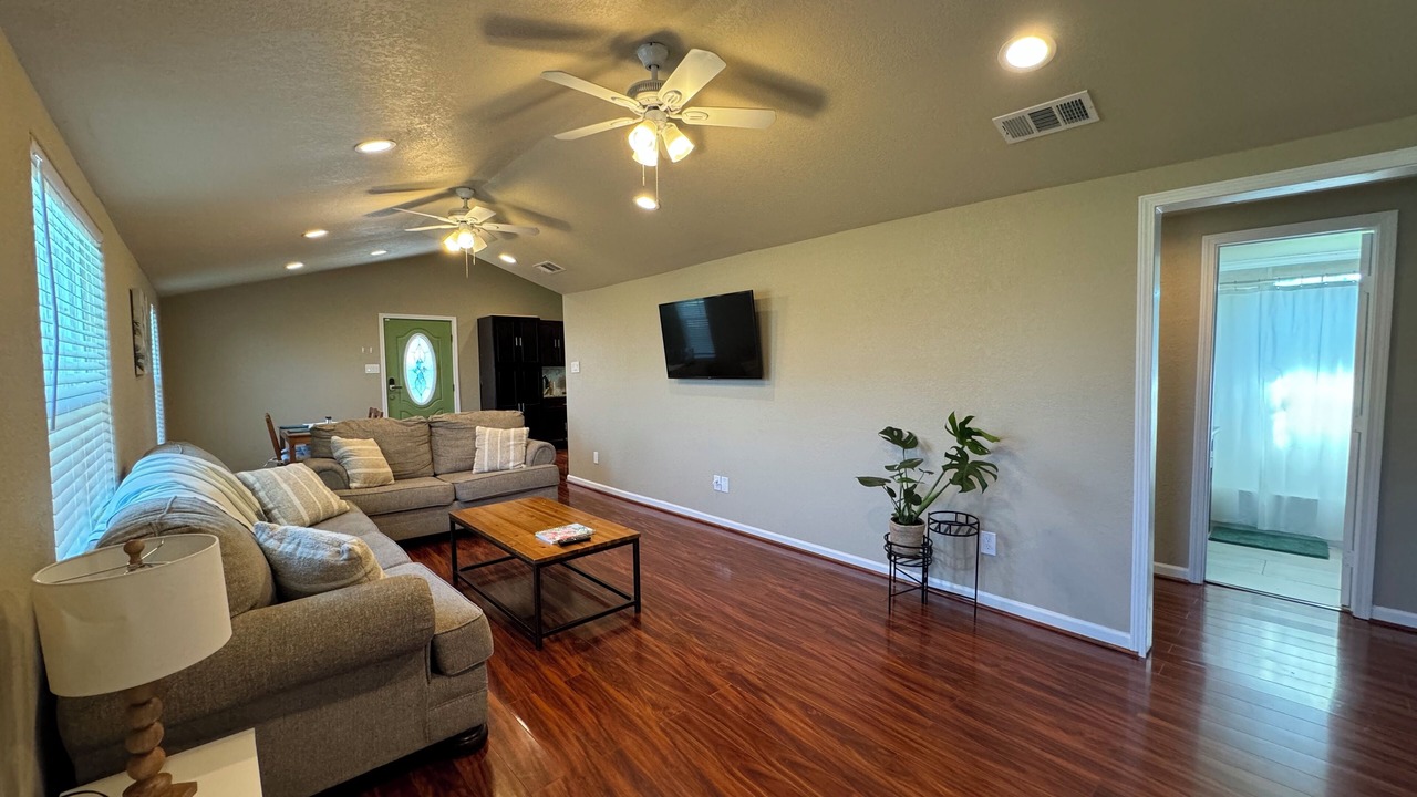 Photo of Livingroom in La Porte