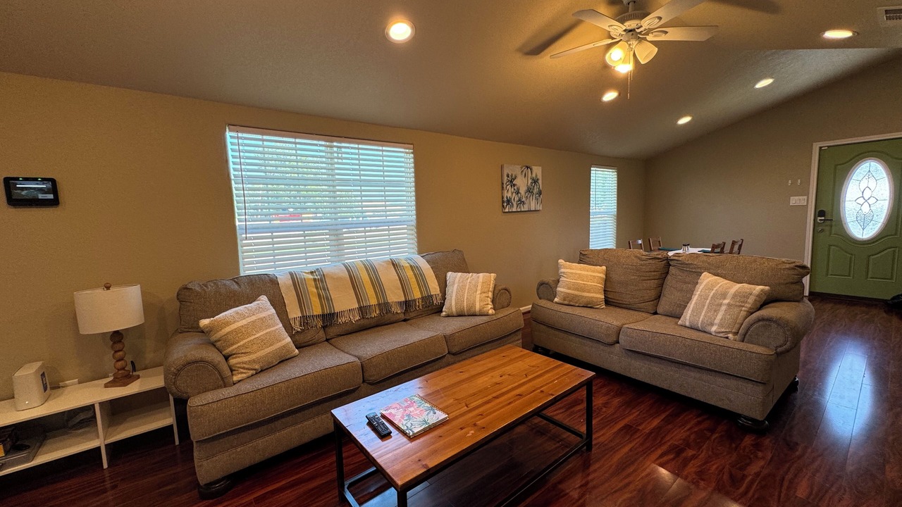 Photo of Livingroom in La Porte