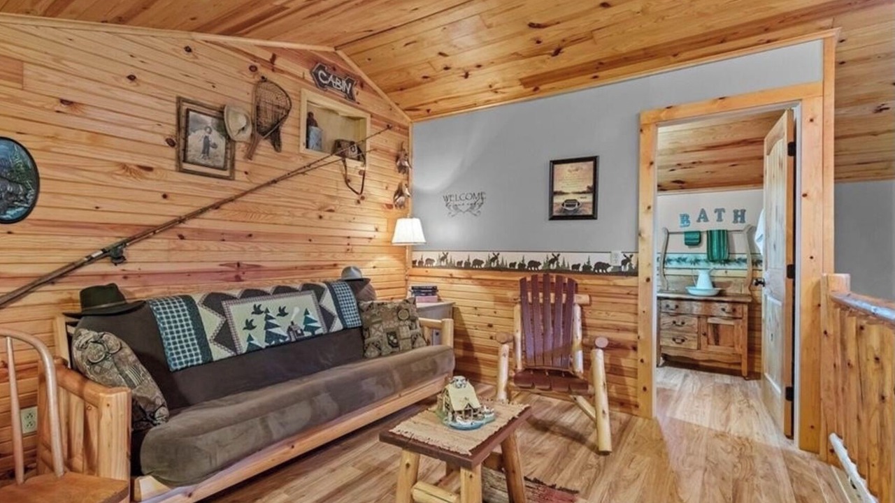 Photo of Livingroom in Rogers