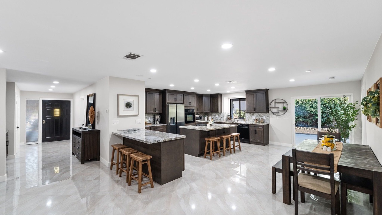 Photo of Kitchen in Canyon Lake