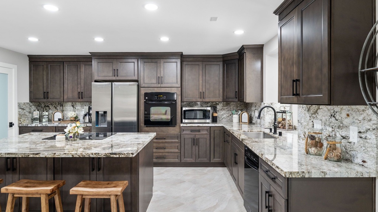 Photo of Kitchen in Canyon Lake