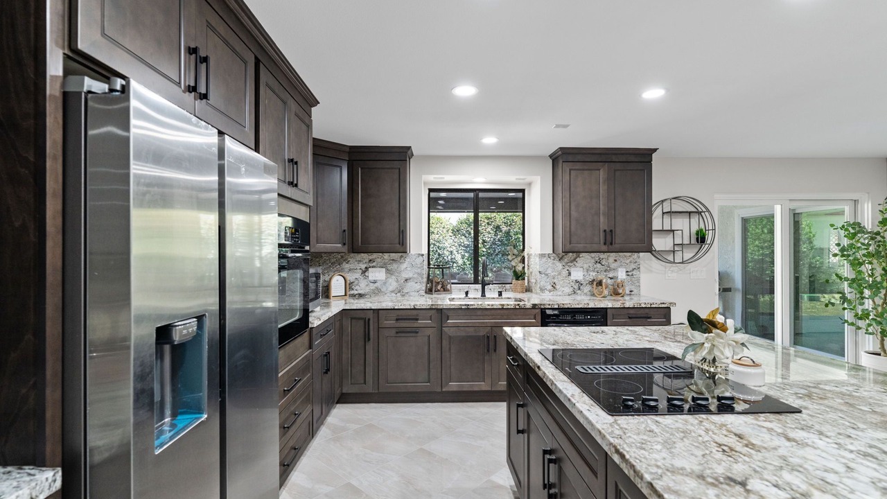 Photo of Kitchen in Canyon Lake