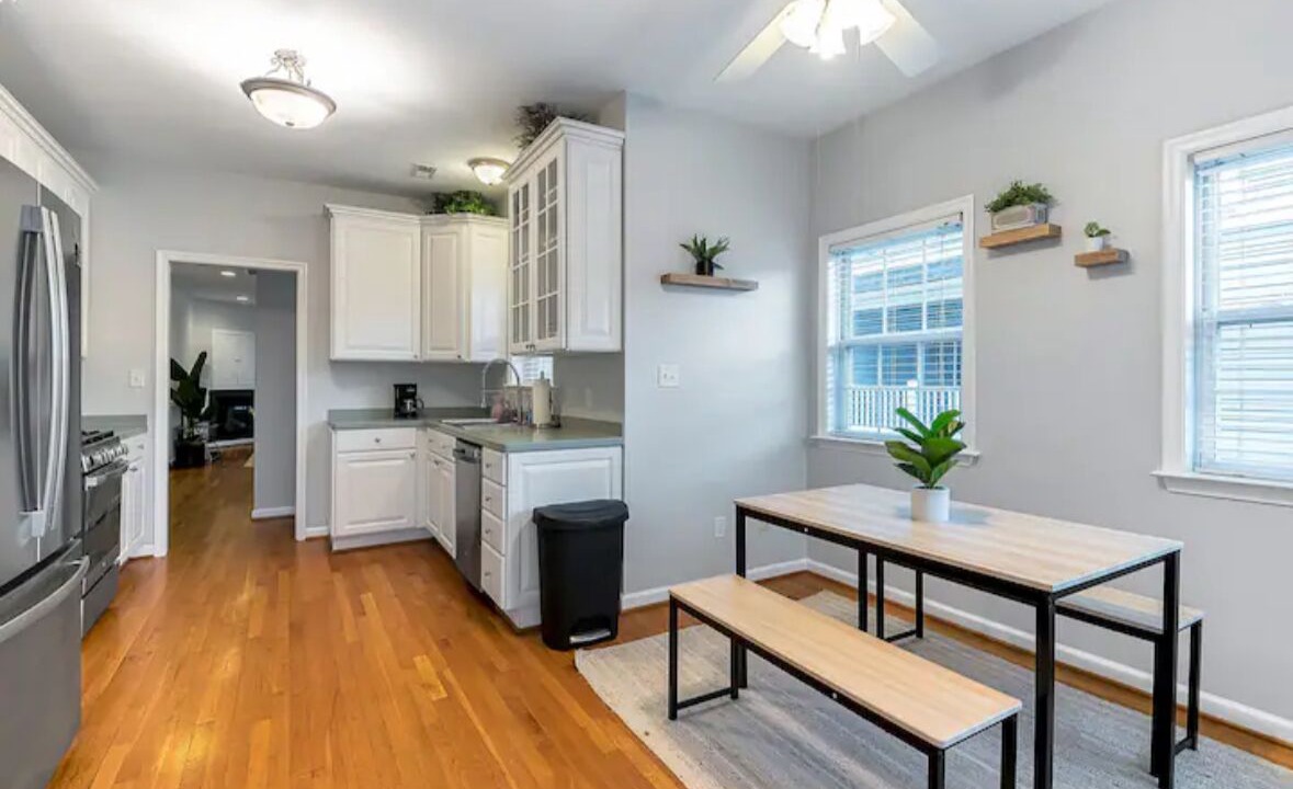 Photo of Kitchen in Chic's Beach