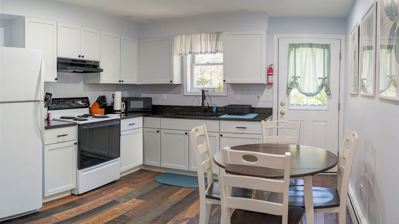 Photo of Kitchen in Seal Cove