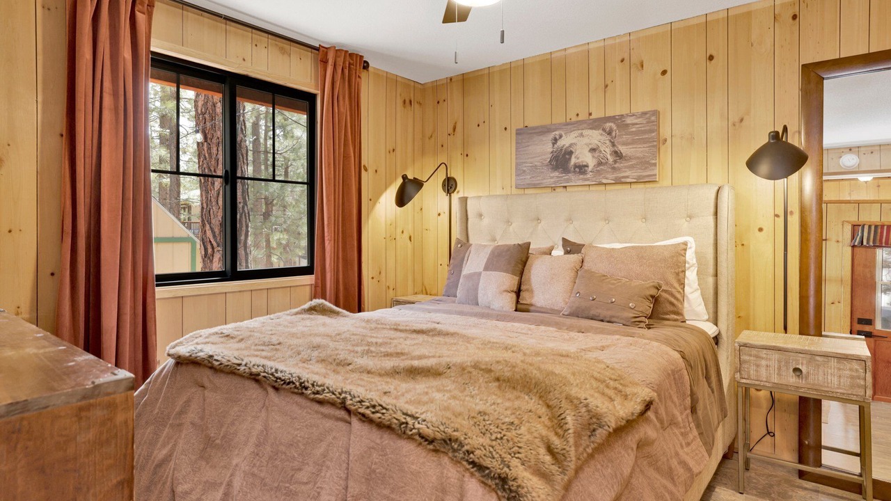 Photo of Bedroom in Big Bear
