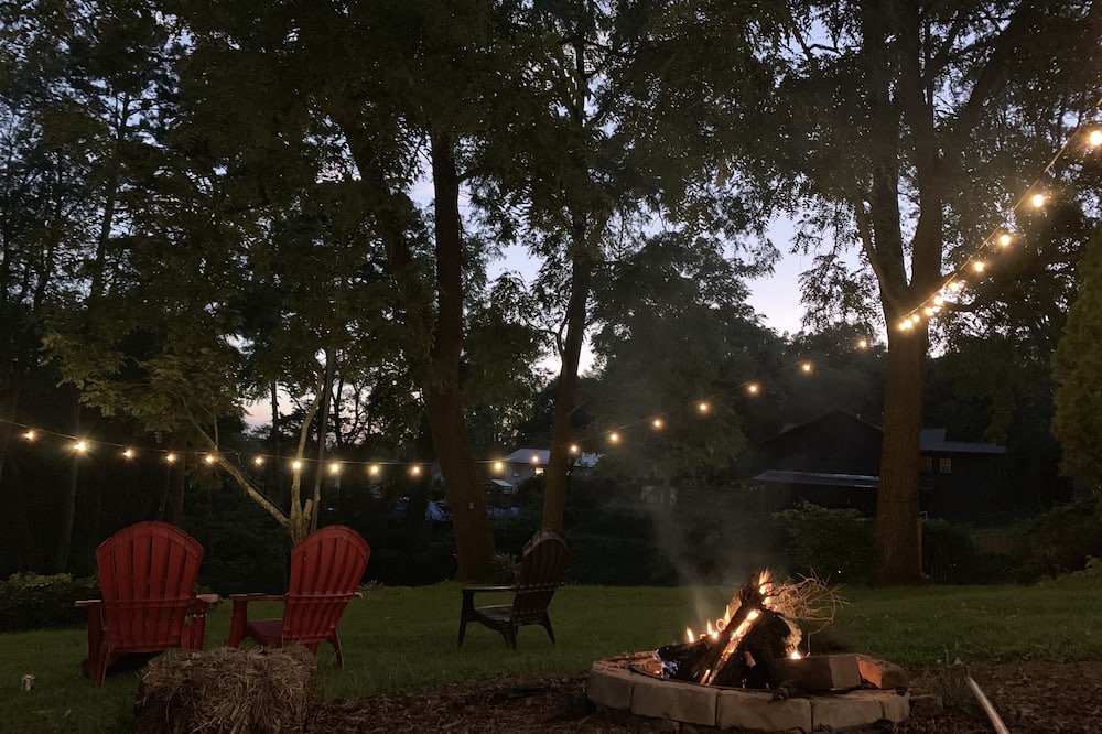Photo of Outdoor in Oakley