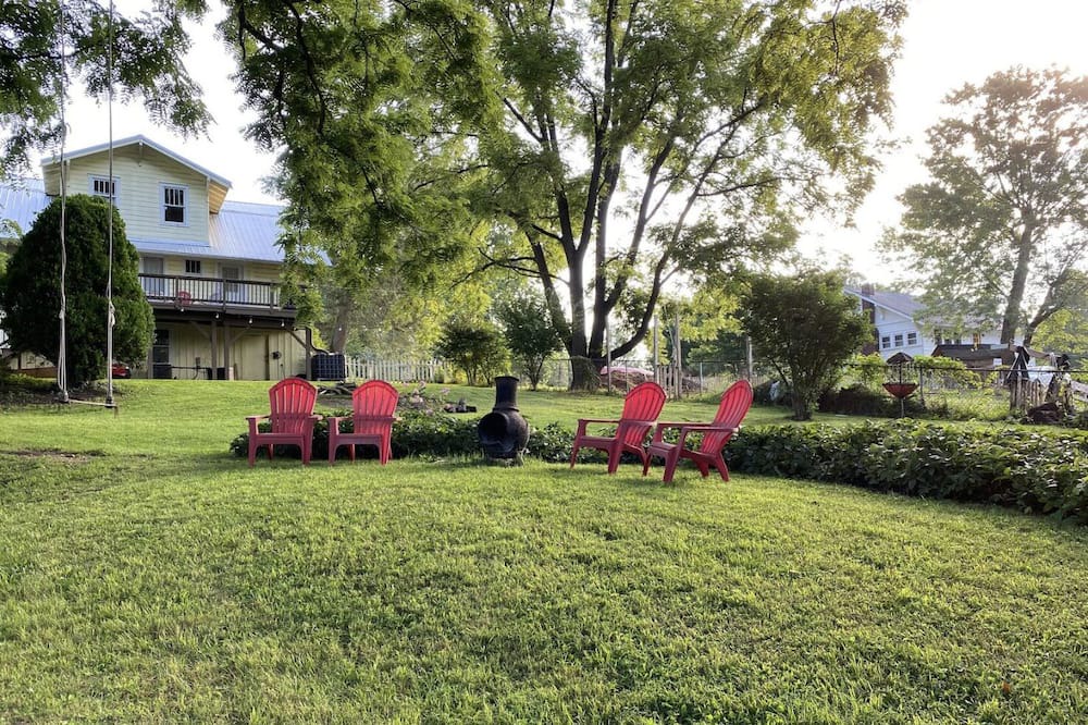 Photo of Outdoor in Oakley