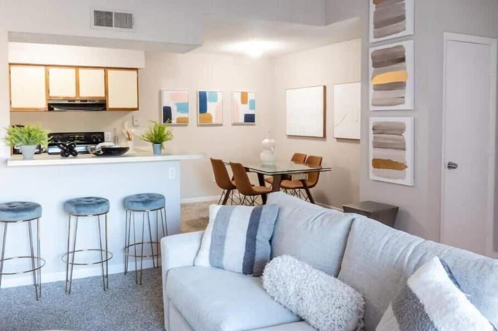 Photo of Livingroom in Deerfield Beach