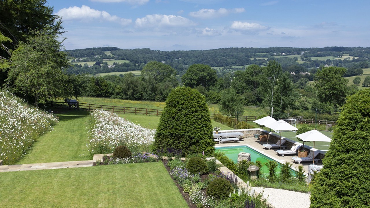 Photo of Outdoor in Stroud
