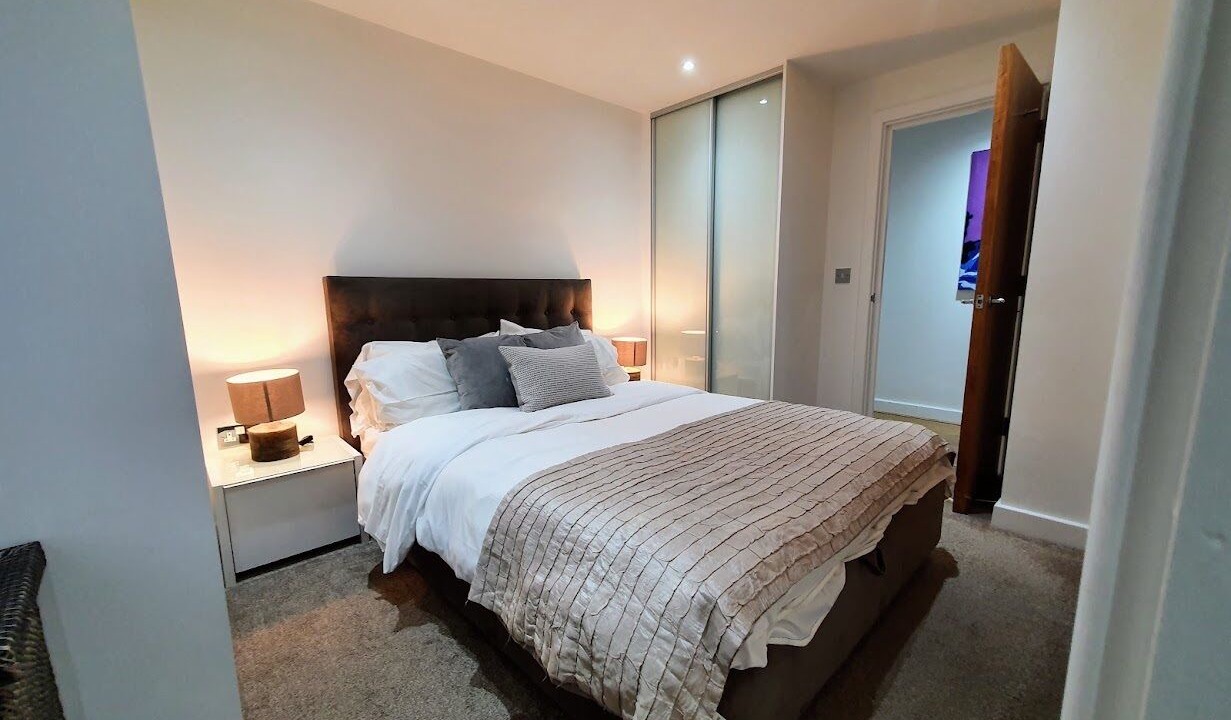 Photo of Bedroom in Island Gardens