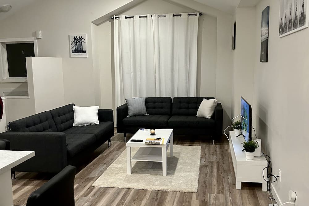 Photo of Livingroom in Transcona