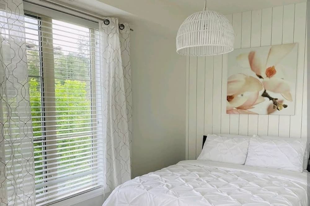 Photo of Bedroom in Quail Ridge
