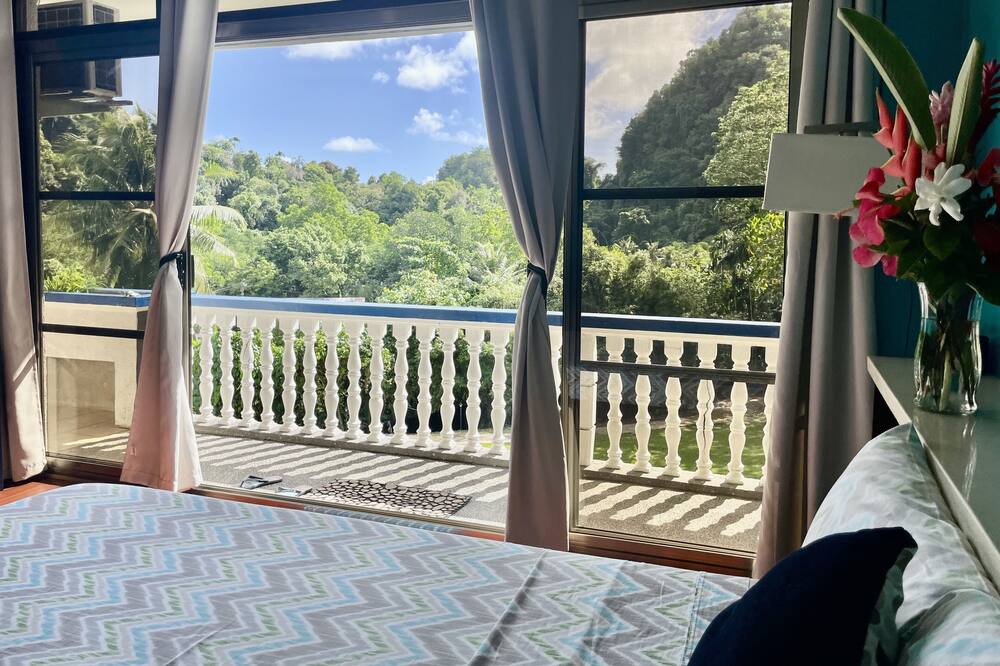 Photo of Bedroom in Koror