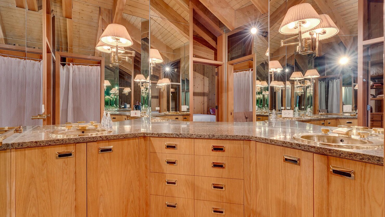 Photo of Bathroom in Tahoe Pines