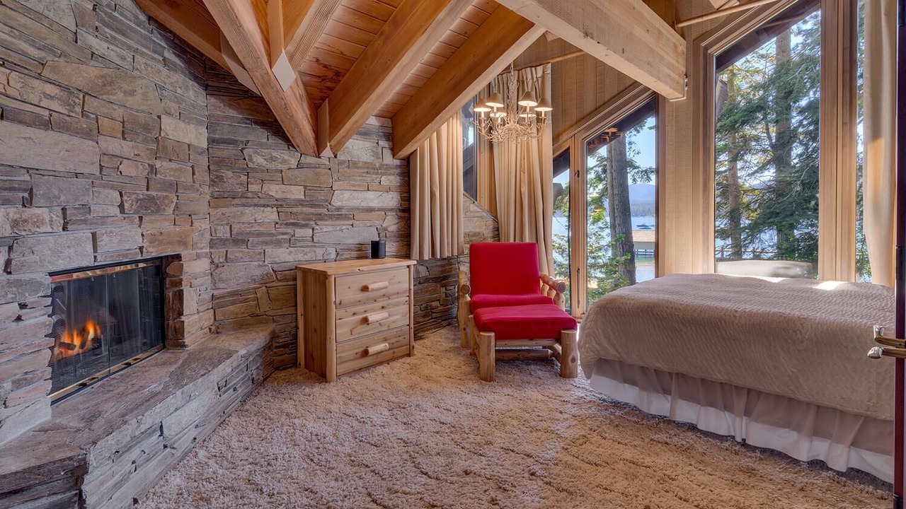 Photo of Others in Tahoe Pines