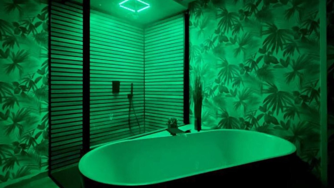 Photo of Bathroom in Nalliers