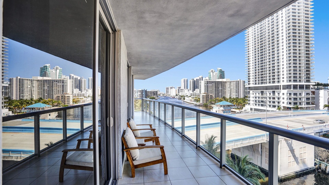 Photo of Patio Balcony in Hallandale Beach
