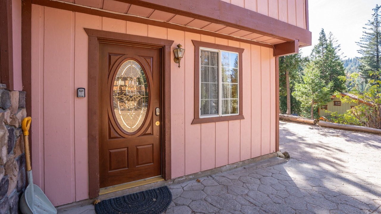 Photo of Outdoor in Yosemite West