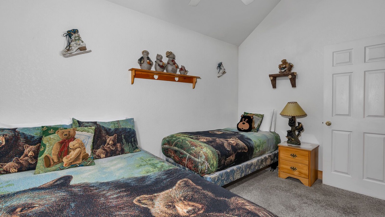 Photo of Livingroom in Yosemite West