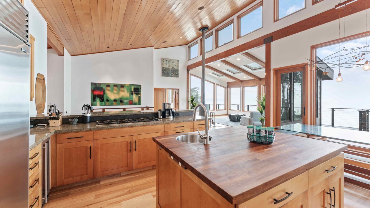 Photo of Kitchen in Slates Hot Springs