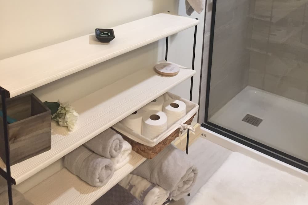 Photo of Bathroom in Onanole