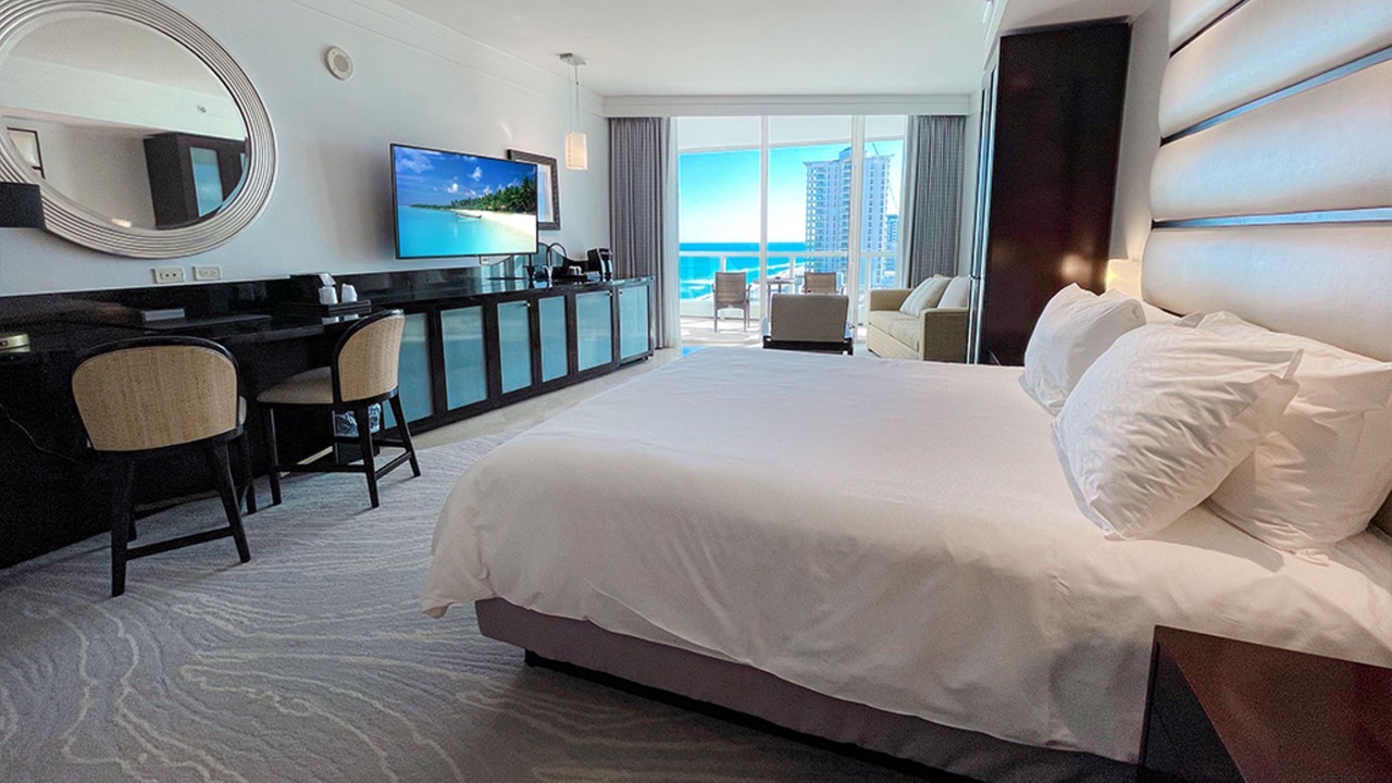 Photo of Bedroom in Mid Beach