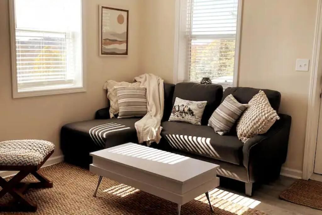 Photo of Livingroom in Beckley