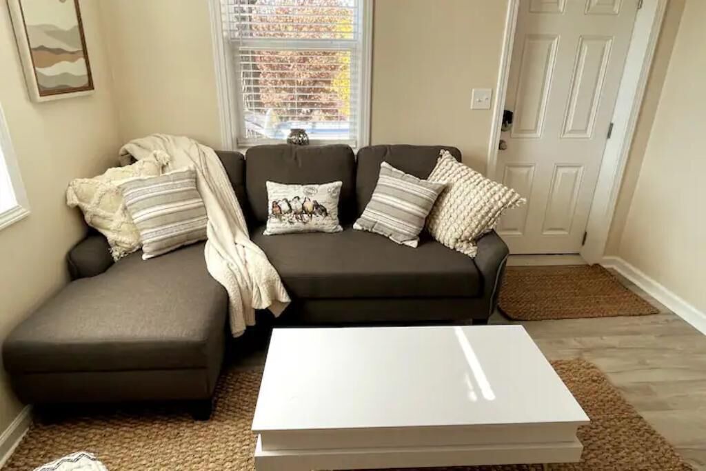 Photo of Livingroom in Beckley