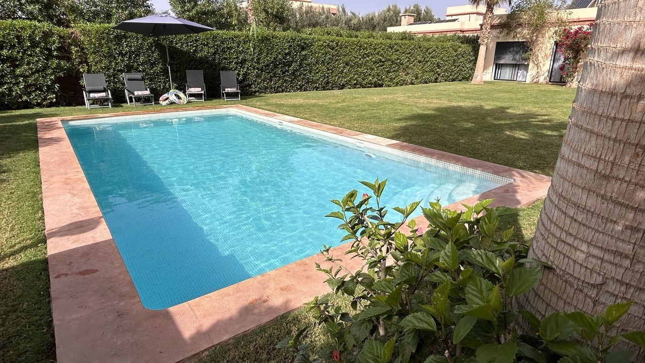 Photo of Outdoor in Issen