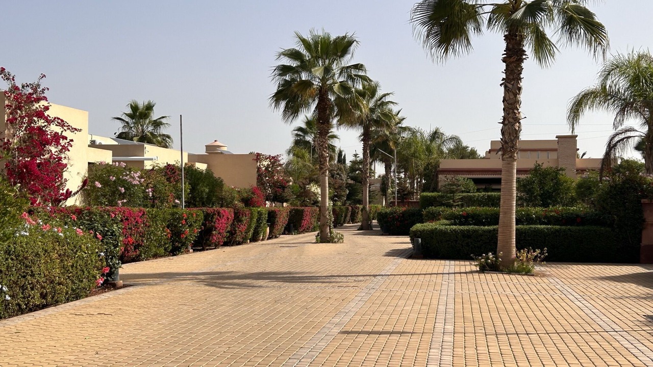 Photo of Outdoor in Issen