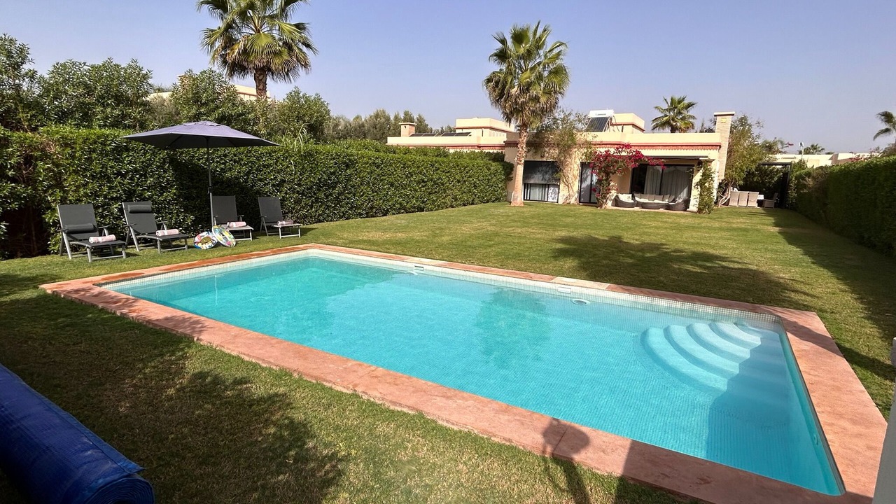 Photo of Outdoor in Issen