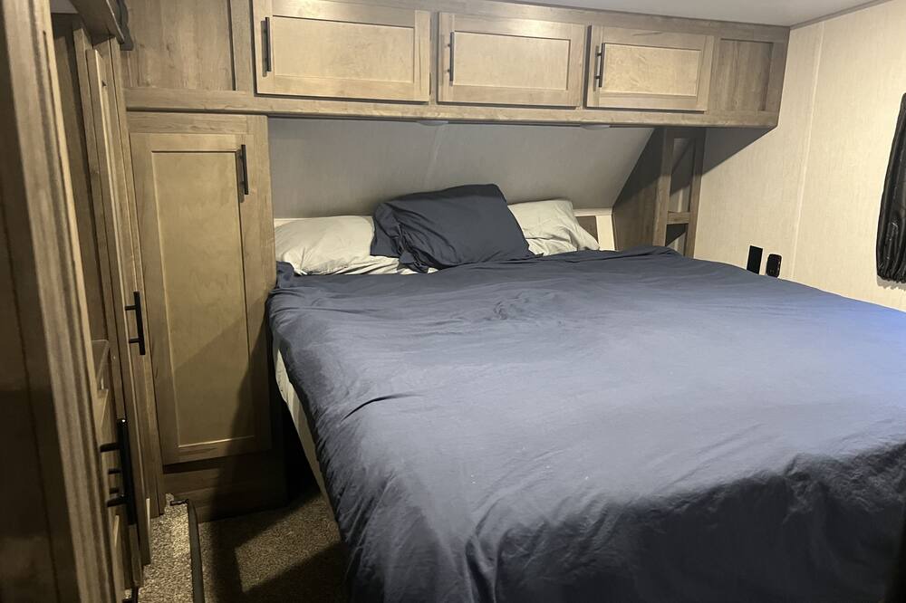 Photo of Bedroom in Troutdale